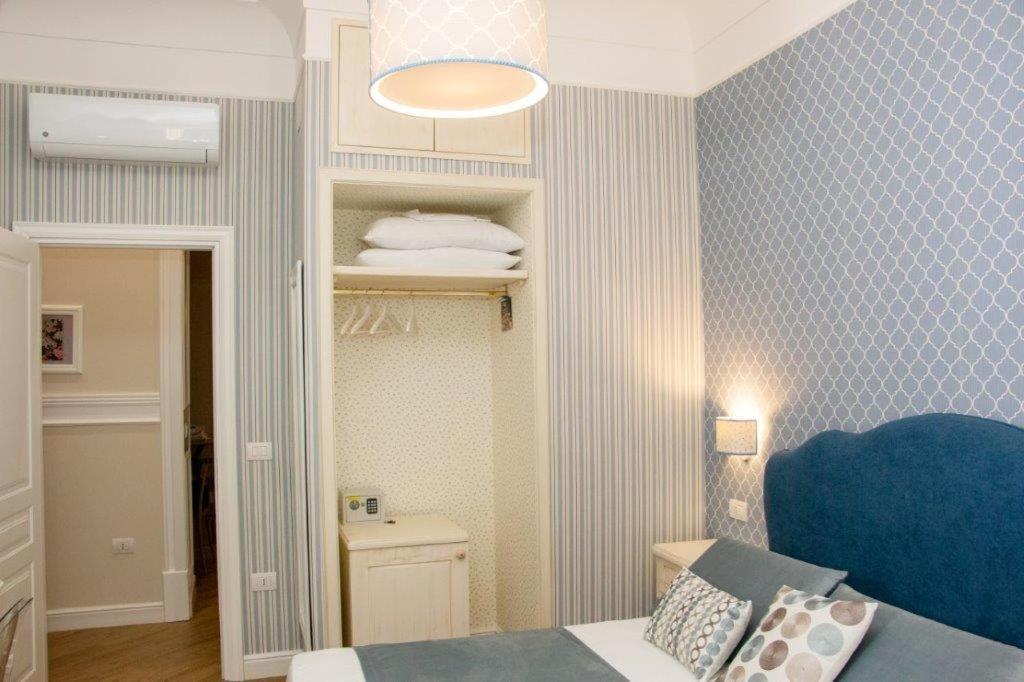 Florita Napoli Otel Dış mekan fotoğraf