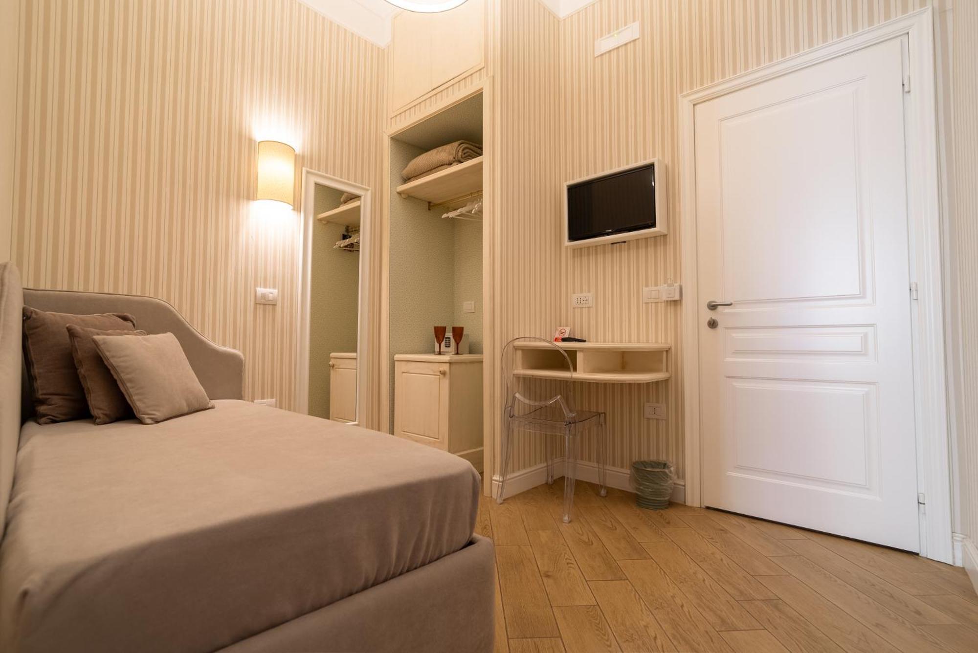 Florita Napoli Otel Dış mekan fotoğraf